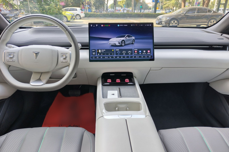 深蓝汽车 深蓝L07 2024款 230Max乾崑智驾ADS SE增程版中控内饰7006