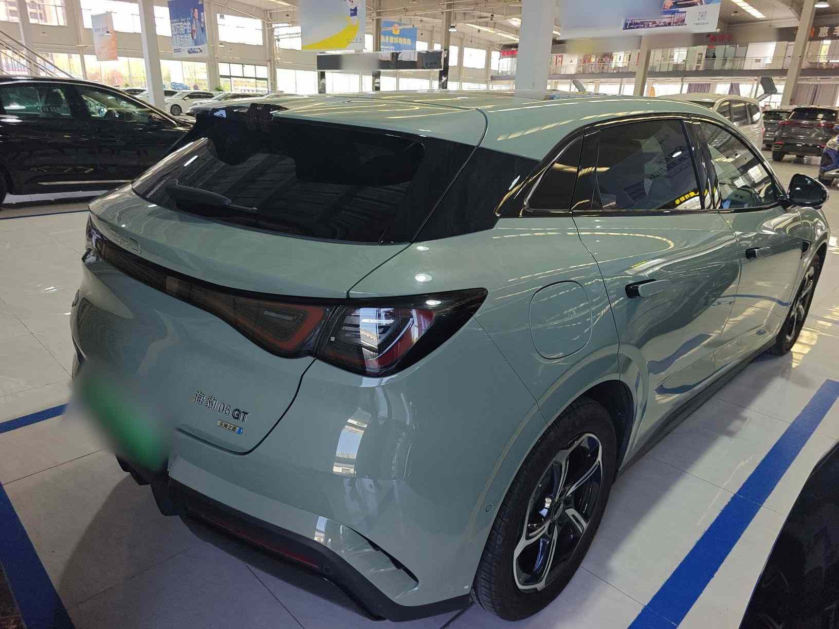 比亚迪 海豹06GT 2025款 智驾版 605热浪版(5)