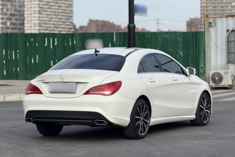 奔驰CLA 2016款 CLA 200 时尚型车身外观6001