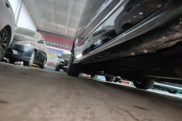 上汽大通MAXUS 大通G20 2023款 PLUS 2.0T 汽油自动豪华版局部细节9001