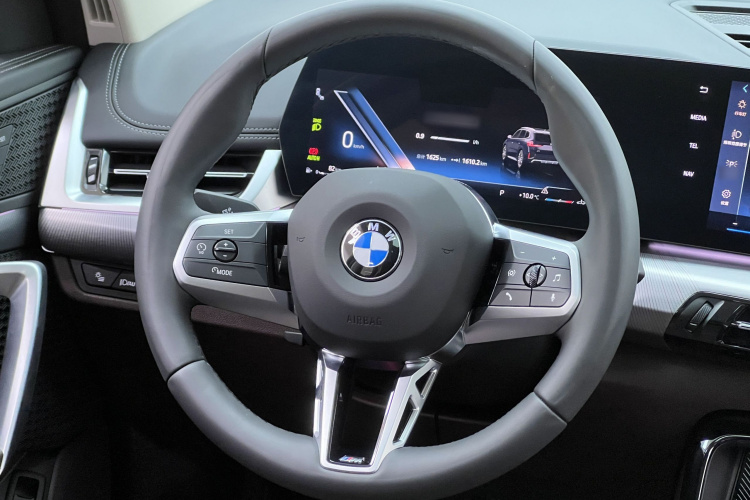 宝马X1 2024款 sDrive25Li M运动套装中控内饰7014