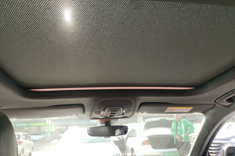 奥迪A4L 2022款 45 TFSI quattro 臻选动感型局部细节22