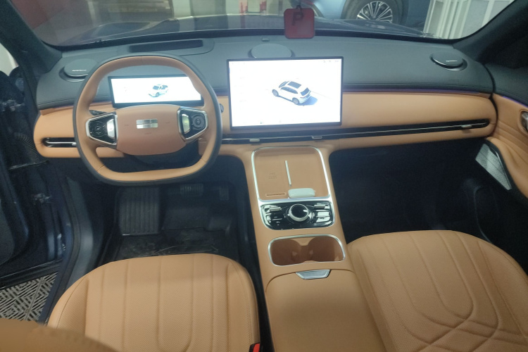 吉利银河 银河星舰7 EM-i 2025款 120km 领航版中控内饰12