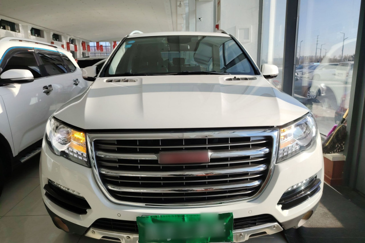 哈弗H8 2015款 2.0T 两驱舒适型车身外观2