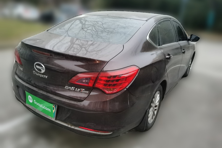 广汽传祺 传祺GA6 2015款 1.8T DCT舒适型车身外观7