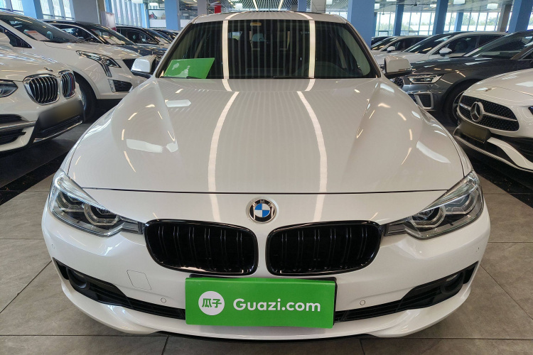 宝马3系 2019款 320Li 时尚型车身外观2