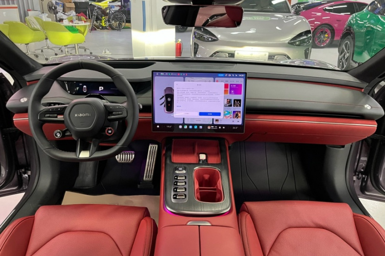 小米汽车 小米SU7 2024款 四驱超长续航高阶智驾Max版中控内饰7002