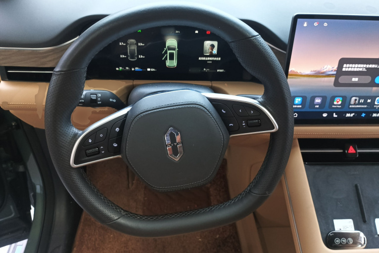 鸿蒙智行 问界M7 2022款 1.5T 四驱旗舰版中控内饰13