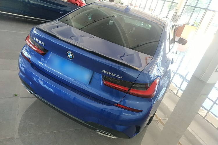 宝马3系 2022款 325Li M运动套装车身外观7