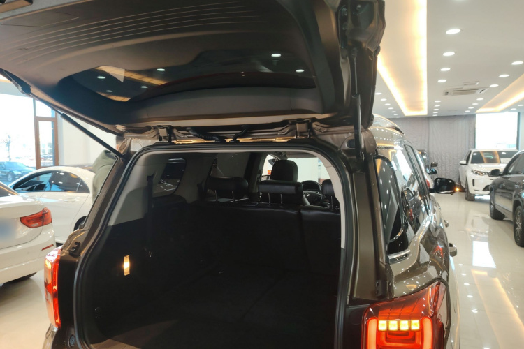 广汽传祺 传祺GS8 2017款 320T 两驱豪华智联版（七座）局部细节23