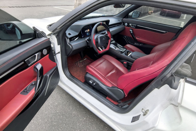 零跑汽车 零跑S01 2019款 460 Pro中控内饰7005