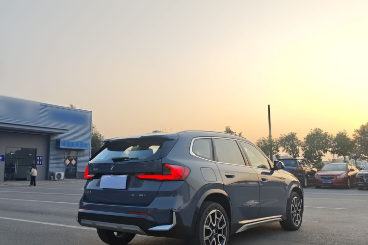 宝马X1 2024款 sDrive25Li X设计套装车身外观6007