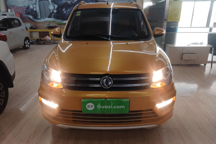 东风风光 风光370 2016款 1.5L 手动豪华型SFG15-05 7座车身外观6001