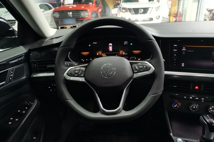 大众 帕萨特 2023款 改款 280TSI 商务版中控内饰13