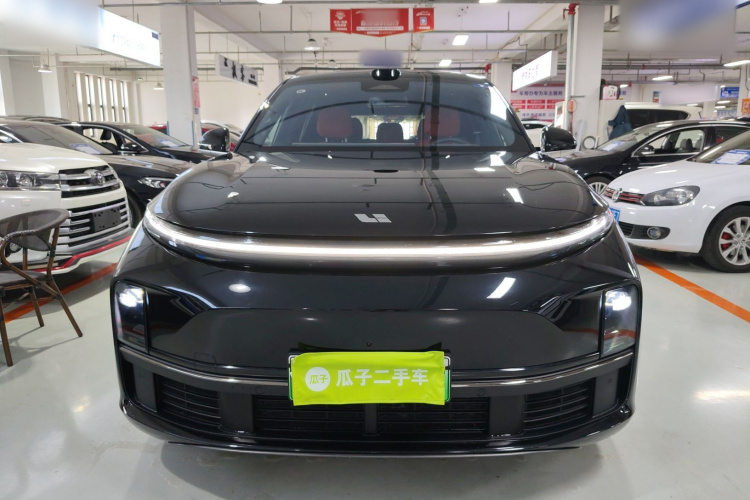 理想汽车 理想L7 2025款 Max 智能焕新版车身外观2
