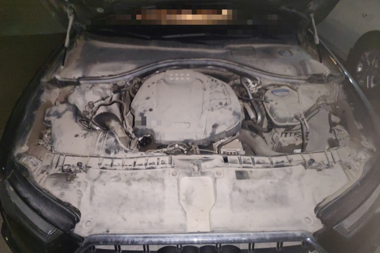 奥迪A6L 2018款 30周年年型 35 TFSI 时尚型局部细节24