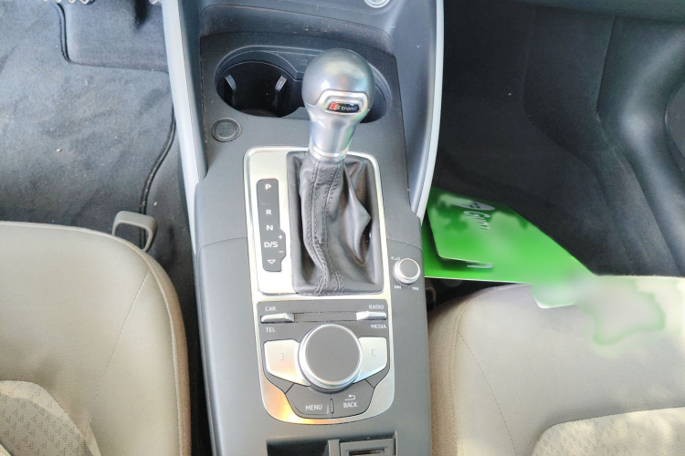 奥迪A3 2017款 Sportback 35 TFSI 进取型局部细节18