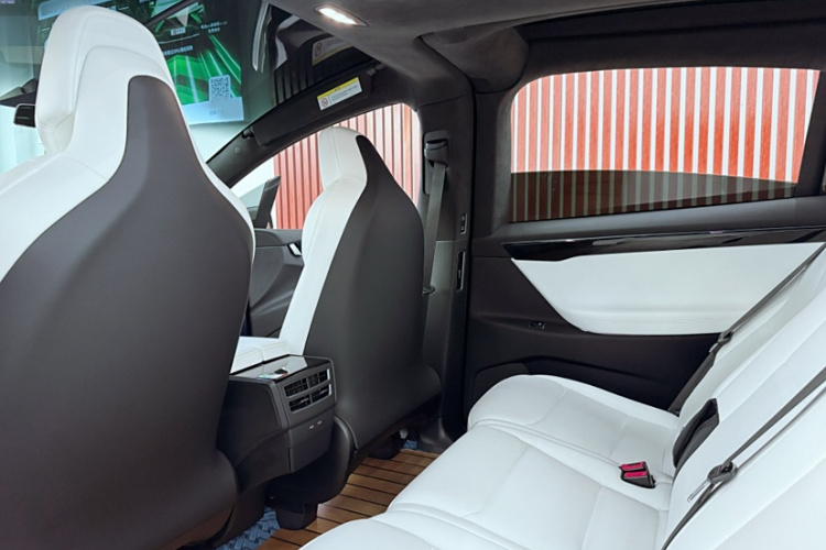 特斯拉 Model X 2019款 Performance 高性能版中控内饰7004