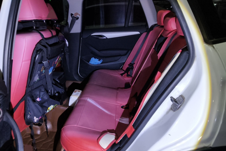 宝马X1 2013款 sDrive18i 时尚型中控内饰7004