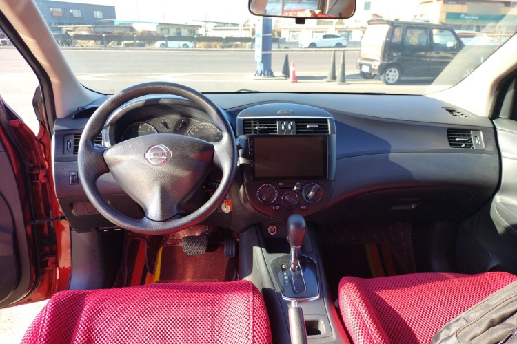 日产 骐达TIIDA 2014款 1.6L CVT舒适型中控内饰12