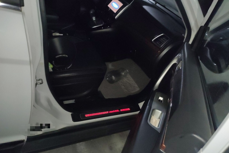 哈弗H6 2013款 运动版 1.5T 手动两驱精英型局部细节9005