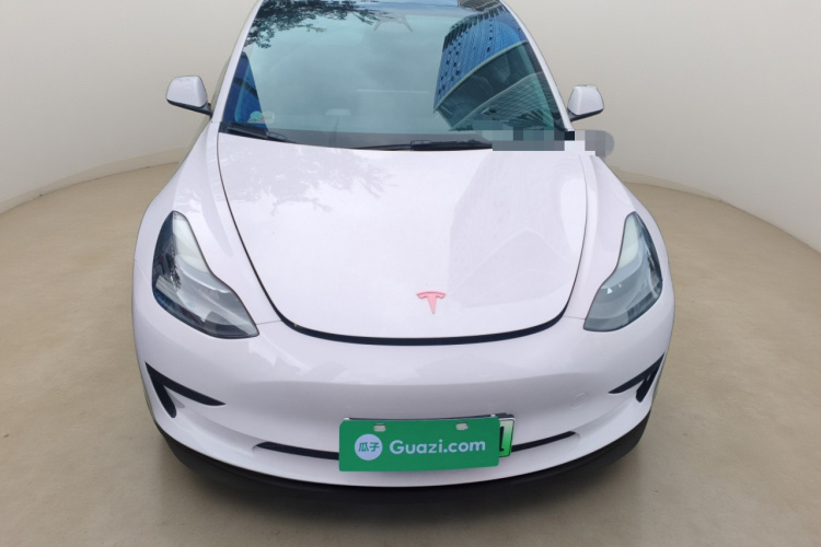 特斯拉 Model 3 2022款 后轮驱动版车身外观2