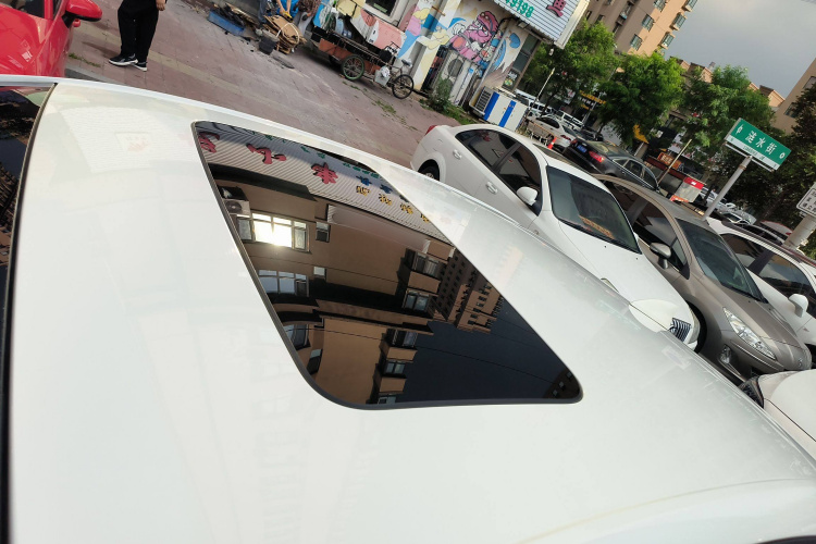 别克 英朗 2021款 1.3T 自动轻混动精英型车身外观57