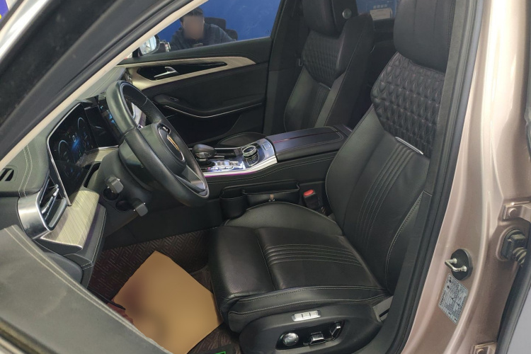 红旗H9 2020款 3.0T 智联旗领四座版中控内饰19