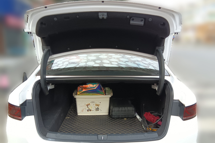 比亚迪 秦PLUS 2021款 DM-i 120KM 尊贵型中控内饰23