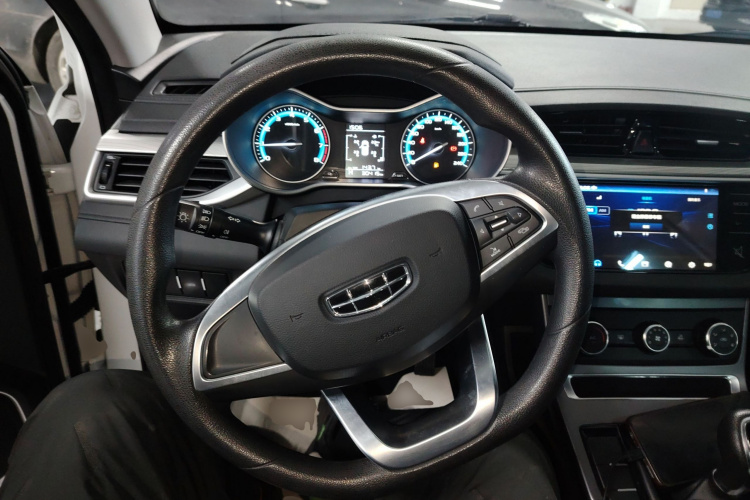 吉利汽车 帝豪 2020款 1.5L 手动舒适型中控内饰13