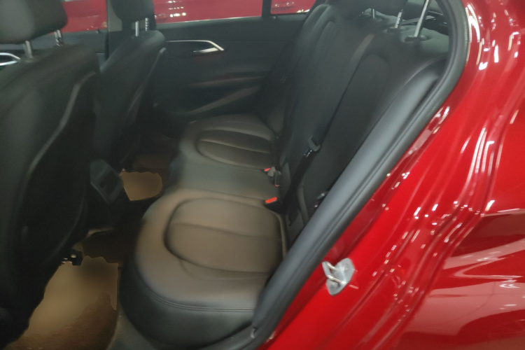 宝马1系 2017款 118i 运动型中控内饰21