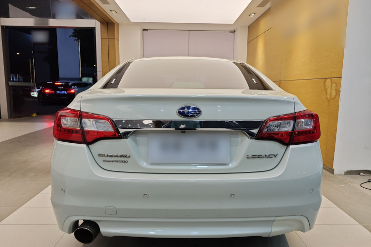 斯巴鲁 力狮 2016款 2.5i 全驱荣耀版车身外观6003