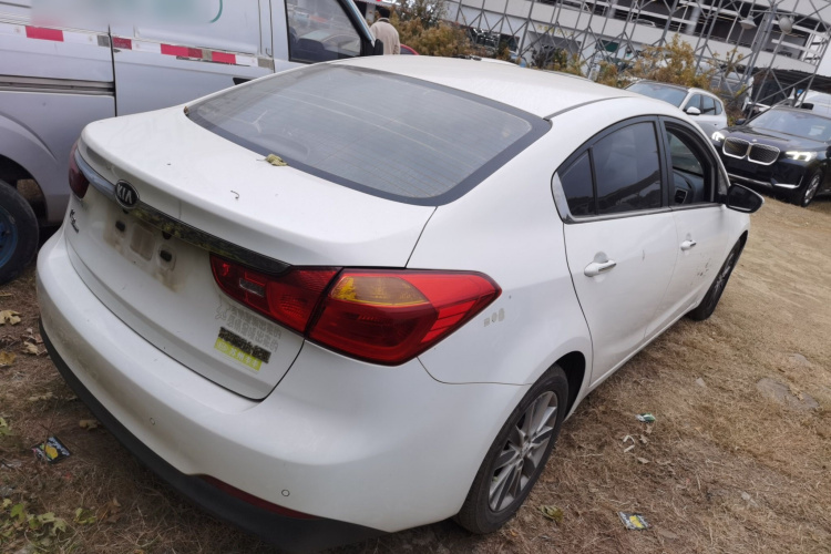 起亚K3 2015款 1.6L 自动GLS车身外观7