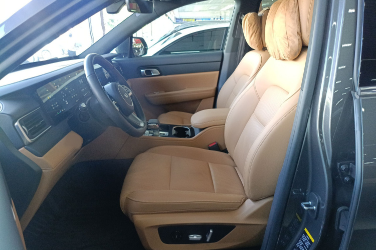 理想汽车 理想ONE 2021款 增程6座版局部细节19