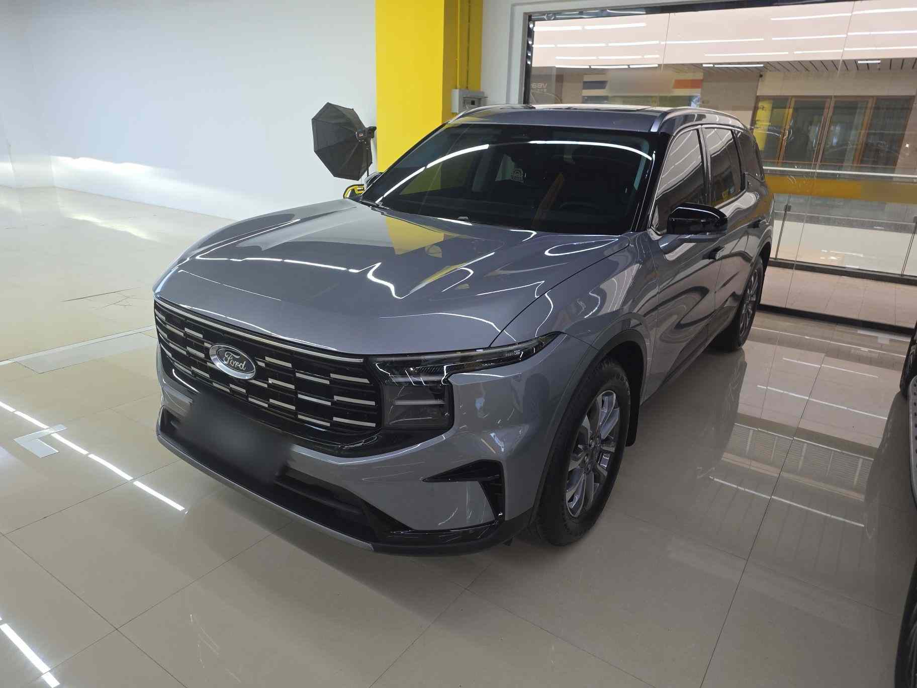 福特 2025款 锐界L 2.0T EcoBoost 两驱七座豪华型(2)