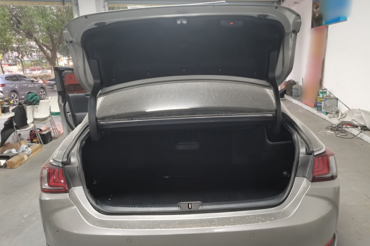 雷克萨斯ES 2020款 200 卓越版局部细节23