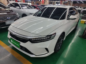 本田 英仕派 2022款 260TURBO 精致版