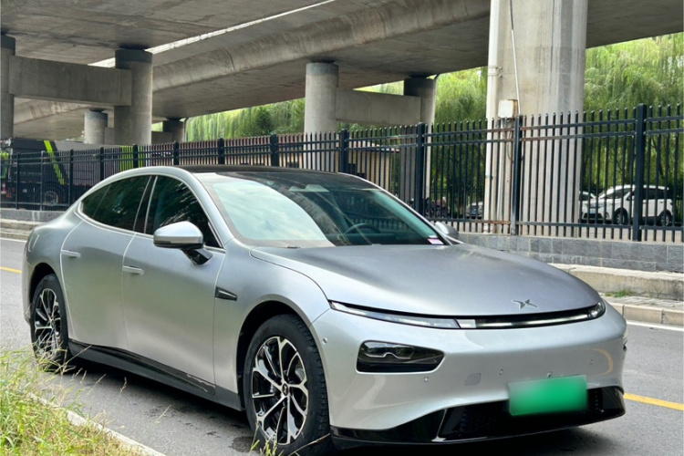 小鹏P7 2022款 625E车身外观6007