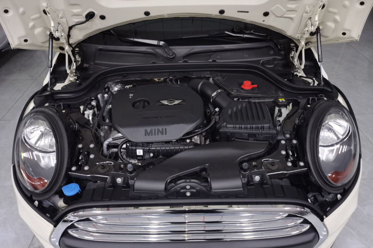 MINI 2016款 1.2T ONE 五门版机舱底盘24