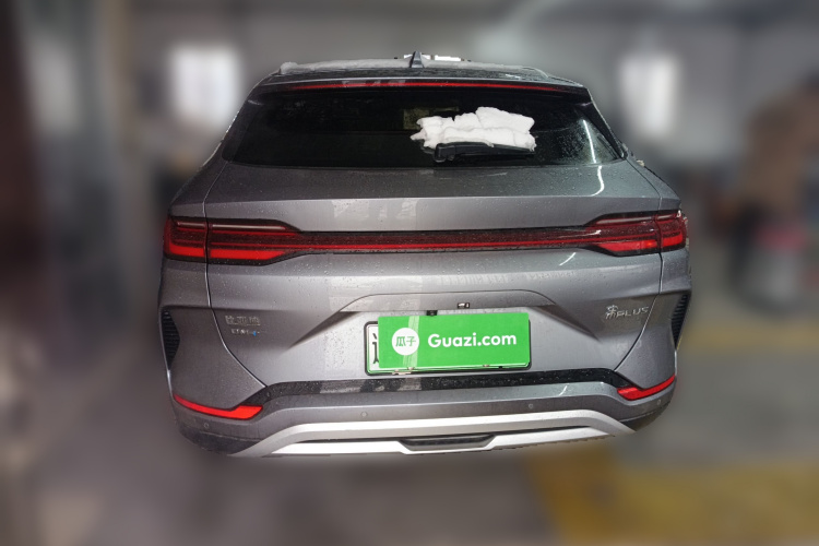 比亚迪 宋PLUS新能源 2024款 荣耀版 DM-i 71km 豪华型车身外观6