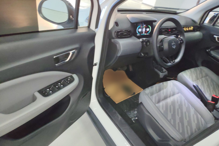 零跑汽车 零跑T03 2024款 200轻享版中控内饰20