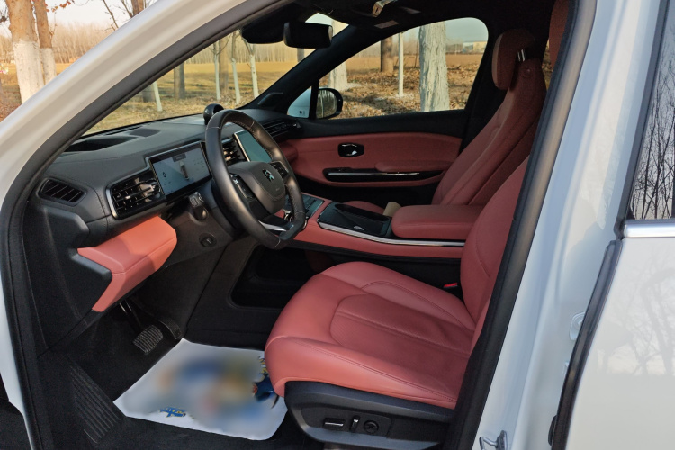 蔚来EC6 2020款 605KM 运动版中控内饰7001