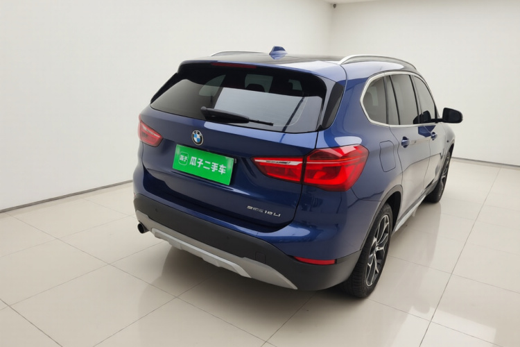 宝马X1 2019款 sDrive18Li 尊享型车身外观7