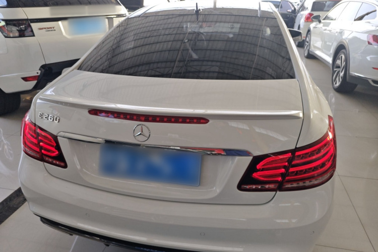 奔驰E级(进口) 2016款 E 200 轿跑车 灵动版车身外观6