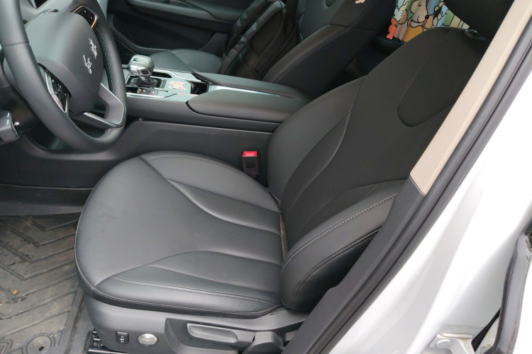 红旗E-QM5 2023款 620km PLUS局部细节19