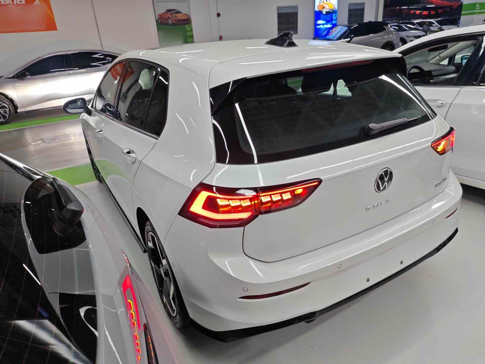 大众 高尔夫 2025款 300TSI R-Line(3)