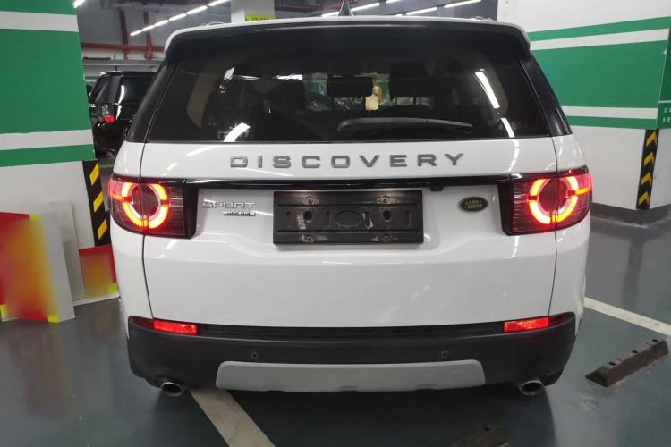 路虎 发现神行 2017款 2.0T HSE车身外观6004