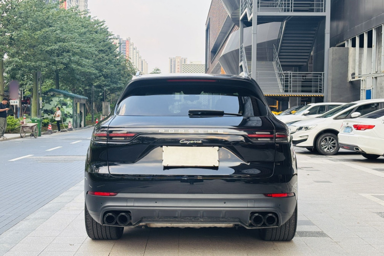 保时捷 2019款 Cayenne 3.0T车身外观6002