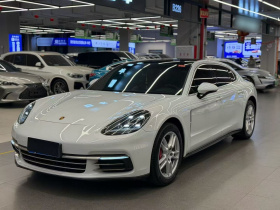 保时捷 2017款 Panamera 行政加长版 3.0T