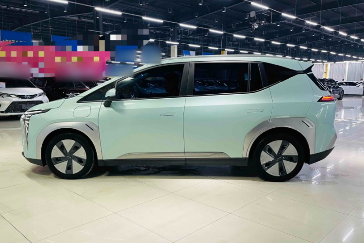 埃安 AION Y 2023款 Younger车身外观6004